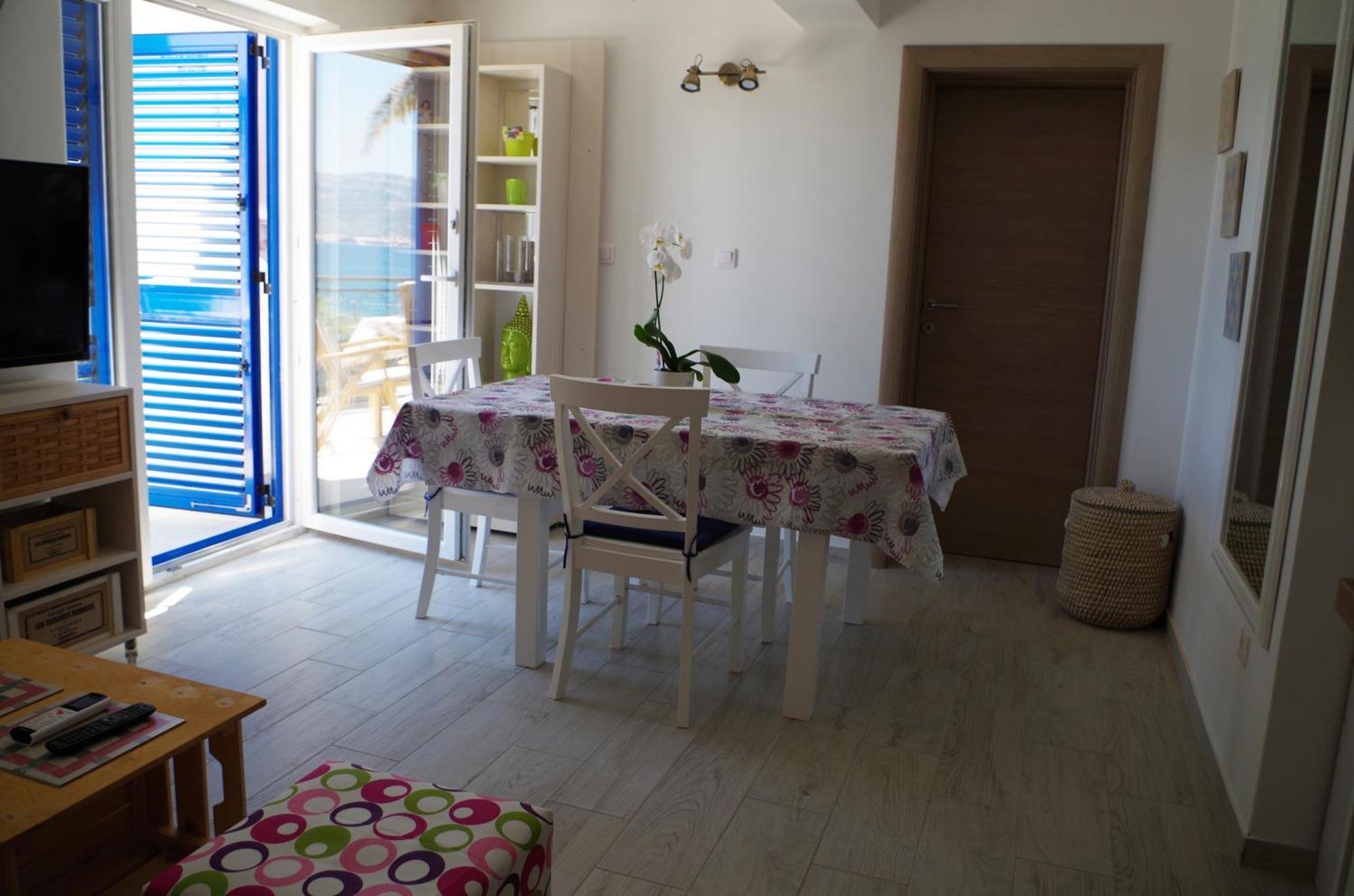 Apartments By The Sea Slatine, Ciovo - 14158 Habitación foto
